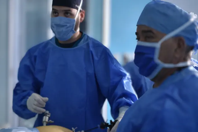 Enfermedades Quirúrgicas del Tracto Digestivo Cirugía Bariátrica y metabólica Doctor Gilberto Marcano